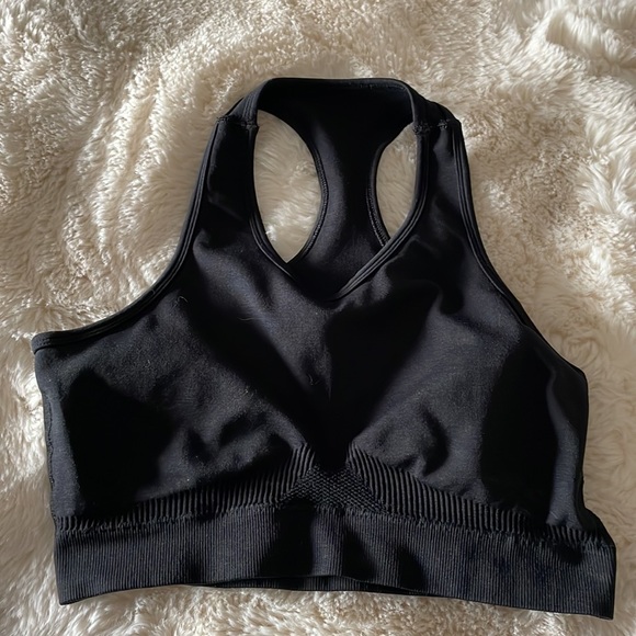 Alphalete black sports bra size medium - Picture 2 of 2